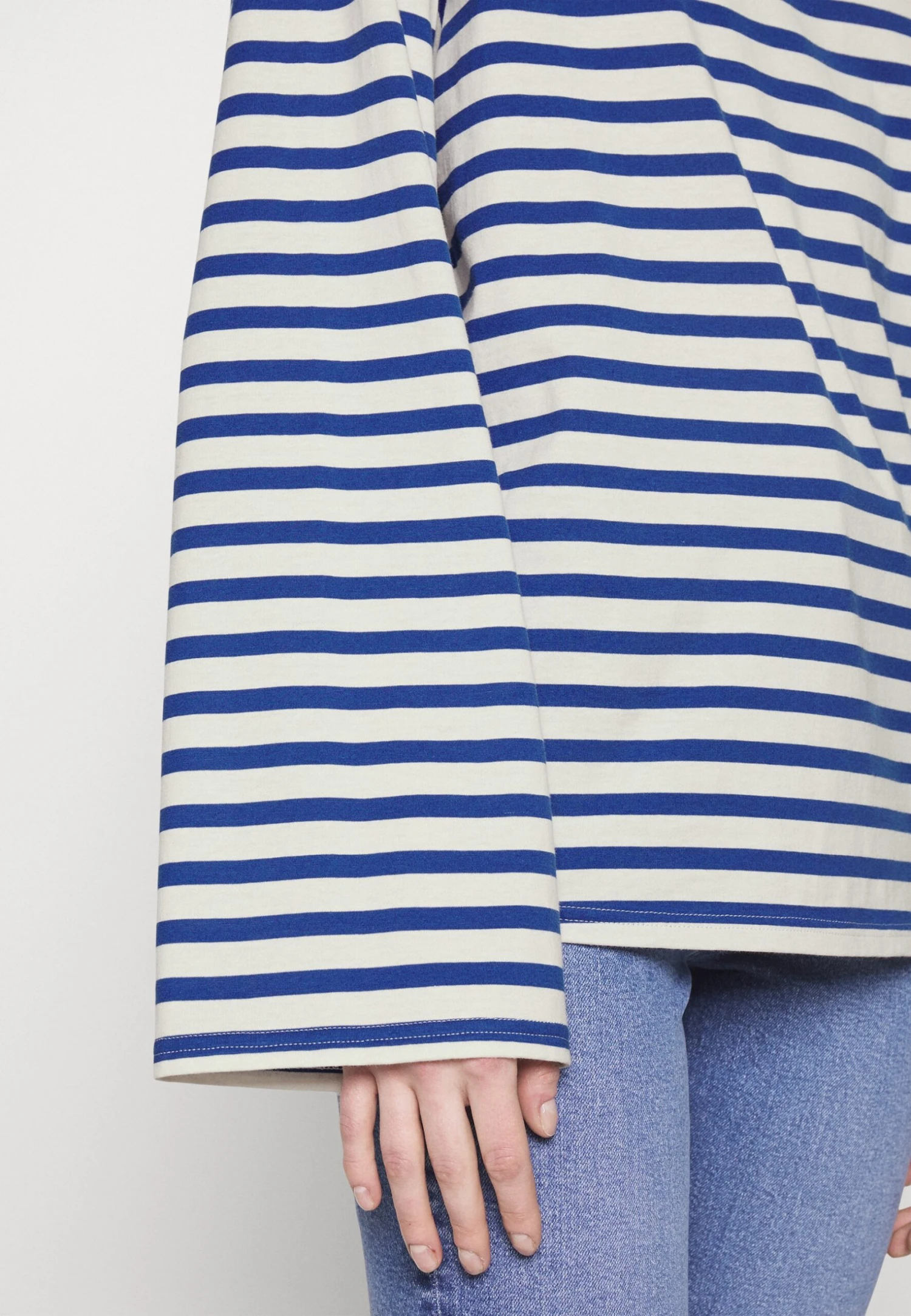 Stripe Tee- Longsleeve - Blue/Light Blue